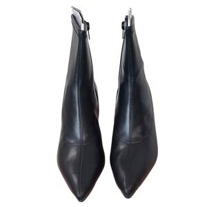 NWT Wild Pair MANON Black Ankle Bootie Pointed Toe Kitten Heel Women's Size 11 M